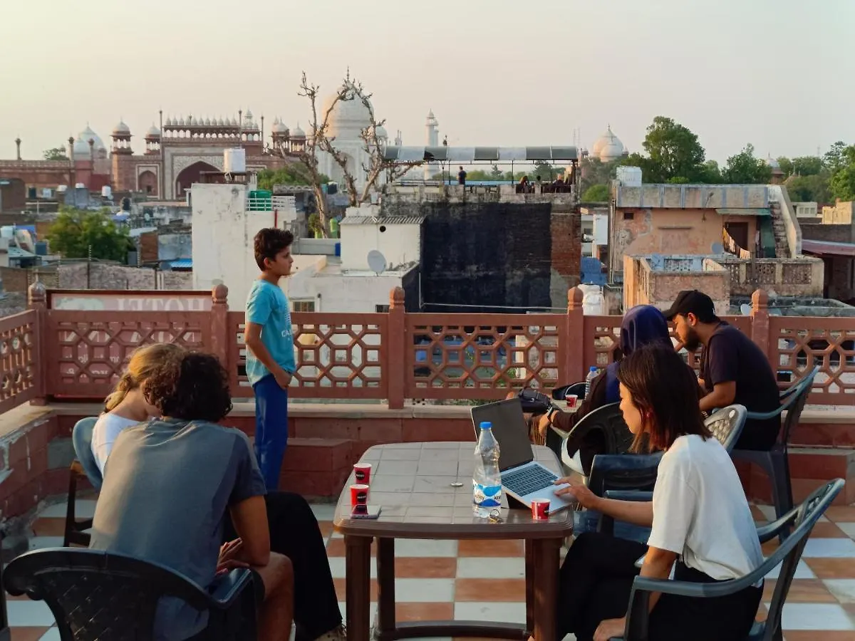 Affittacamere Hotel India Inn Walking Distance From Taj Mahal-- Rooftop Taj Mahal View Agra  India