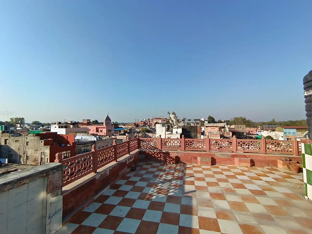 Gasthof Hotel India Inn Walking Distance From Taj Mahal-- Rooftop Taj Mahal View Agra  Indien