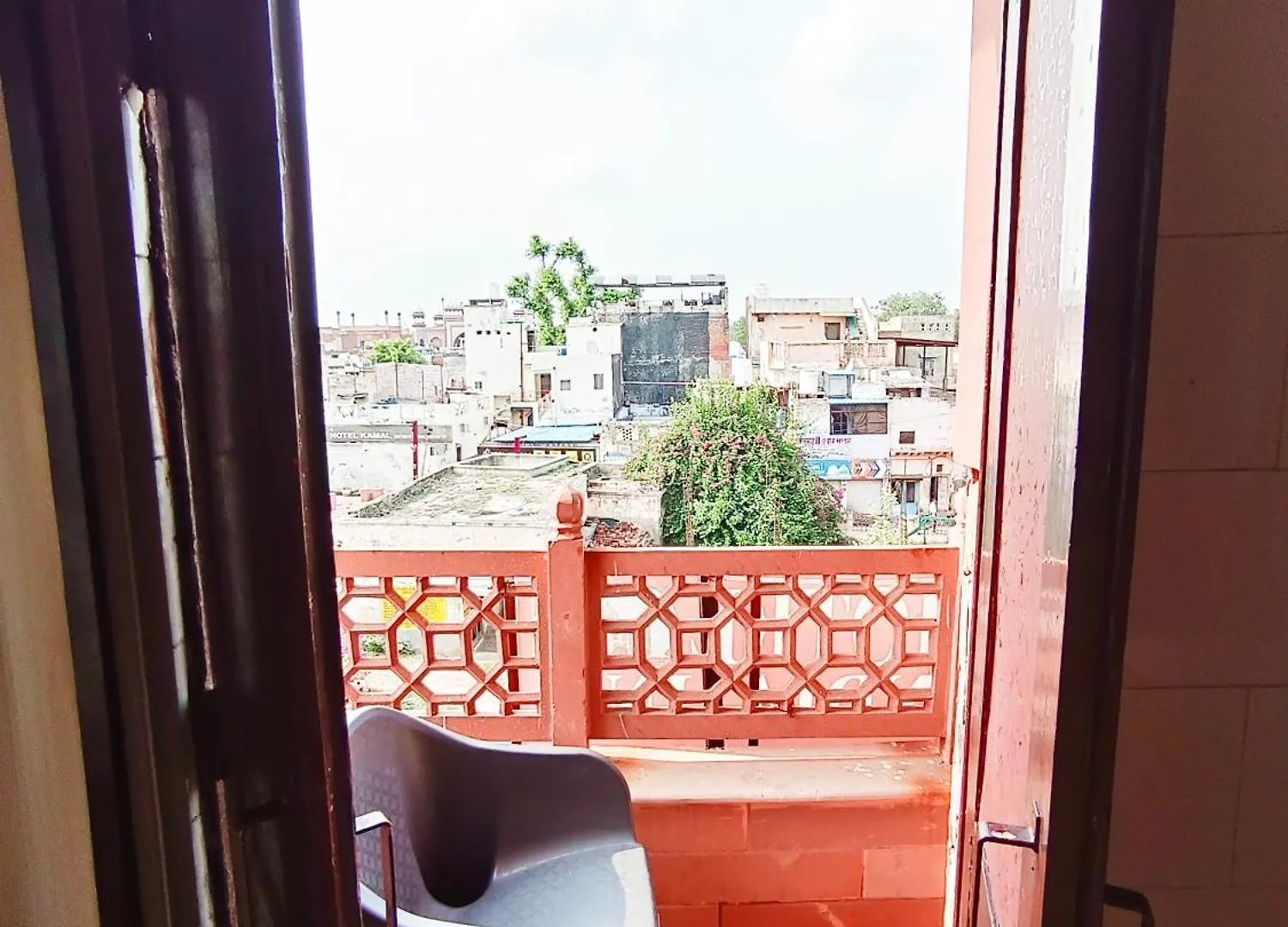 Gasthof Hotel India Inn Walking Distance From Taj Mahal-- Rooftop Taj Mahal View Agra  Indien