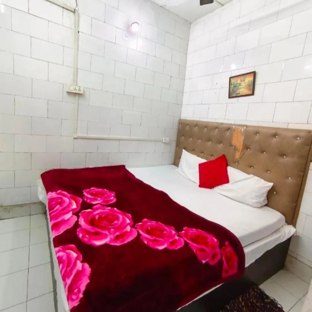 Gasthof Hotel India Inn Walking Distance From Taj Mahal-- Rooftop Taj Mahal View Agra  Indien